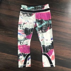 Lululemon workout leggings size 6